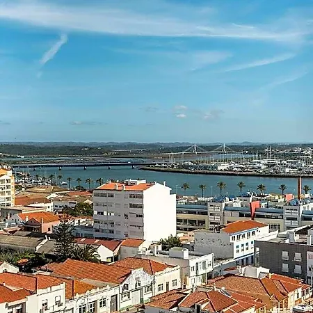 Stunning Sunny 3-bedroom In 3* Portimao
