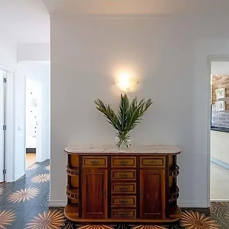酒店 Stunning Sunny 3-bedroom In 3*