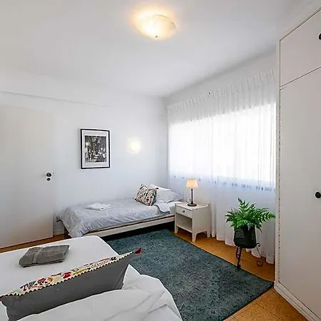 Stunning Sunny 3-bedroom In Ξενοδοχείο