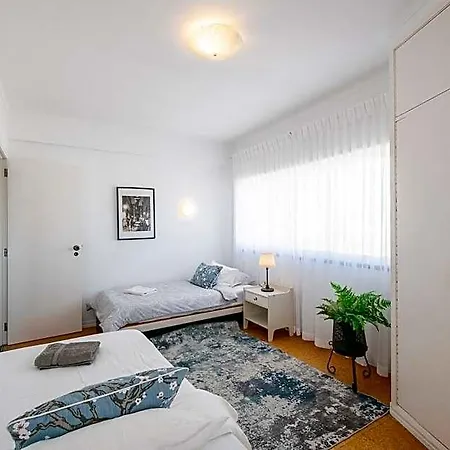 Stunning Sunny 3-bedroom In 酒店 3*